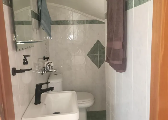 Aegean Helios غينادي